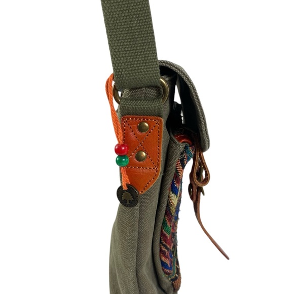 TSD BRAND Purse Earth & Style crossbody green canvas w/colorful woven fab - Picture 6 of 10